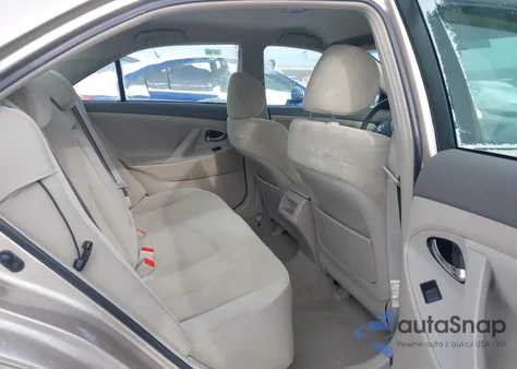 2007 Toyota Camry Le z USA, uszkodzony, nr VIN 4T1BE46K27U117457